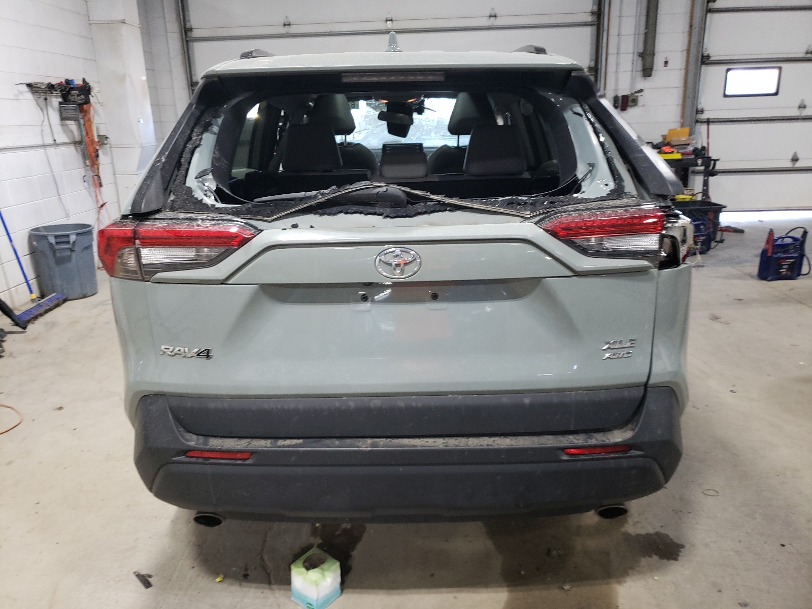 2T3A1RFV0MW191266 2021 Toyota Rav4 Xle Premium