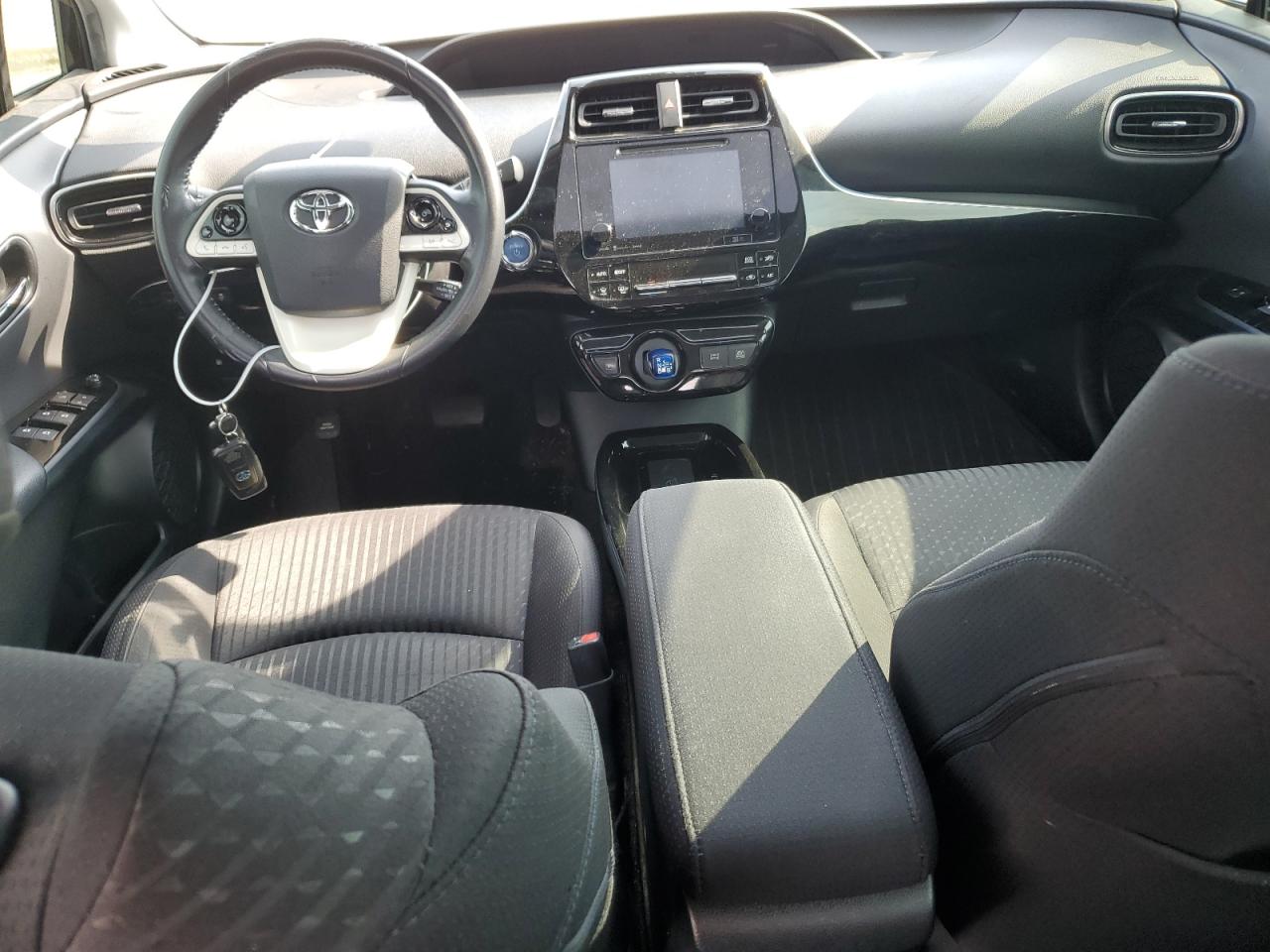 2018 Toyota Prius VIN: JTDKARFU0J3060588 Lot: 65866584