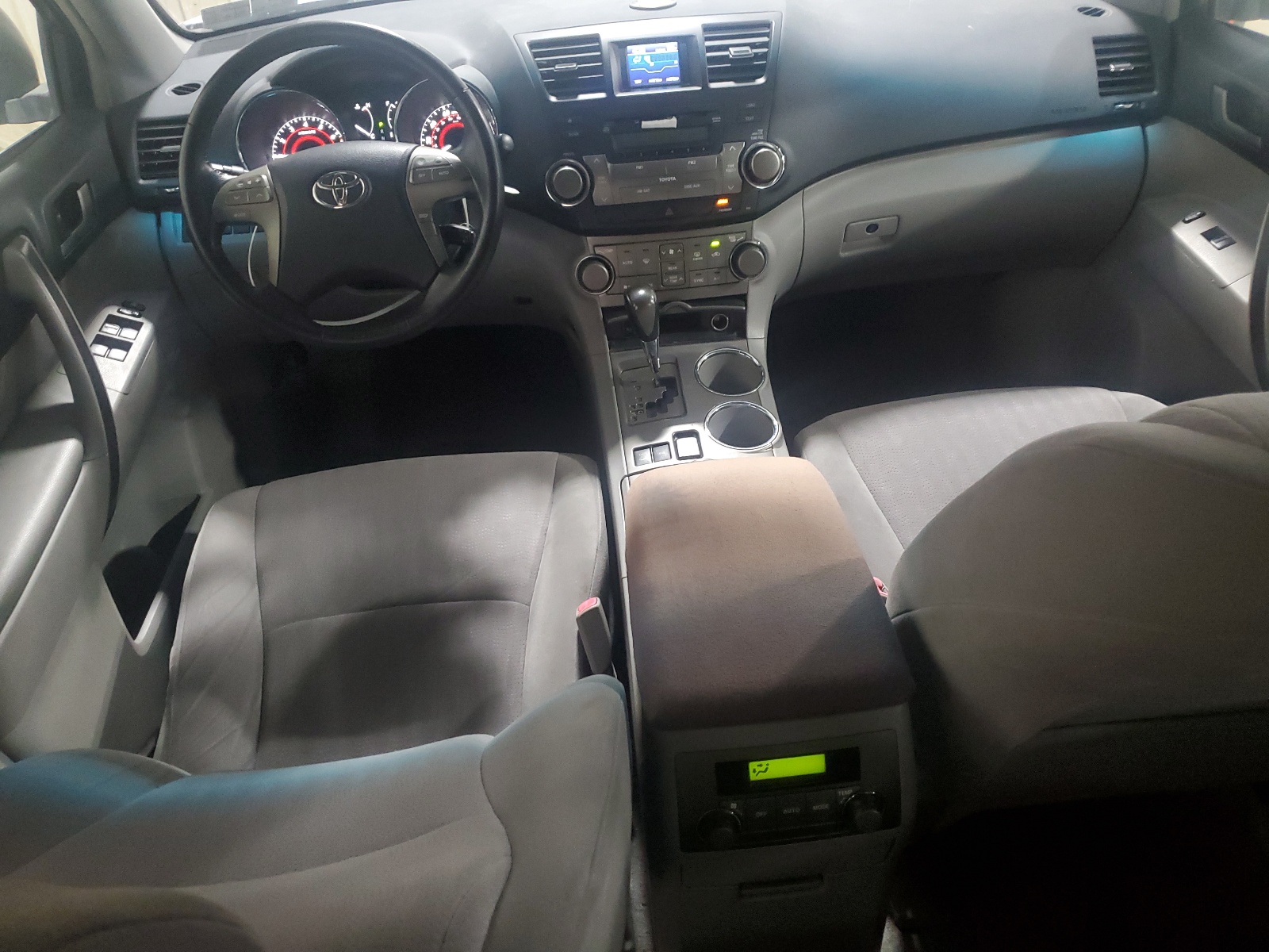 JTEES43A682025878 2008 Toyota Highlander Sport