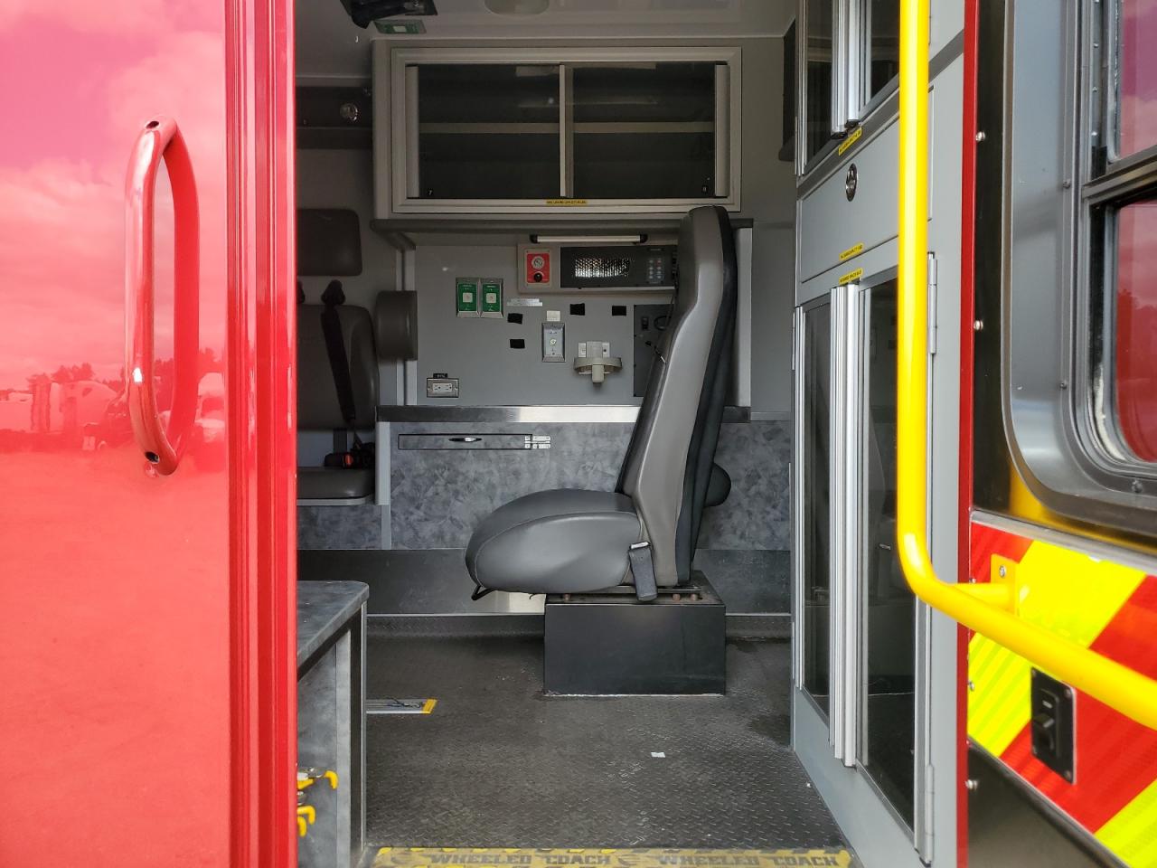 2019 Ford F450 Super Duty VIN: 1FDUF4HT9KDA10975 Lot: 63649464