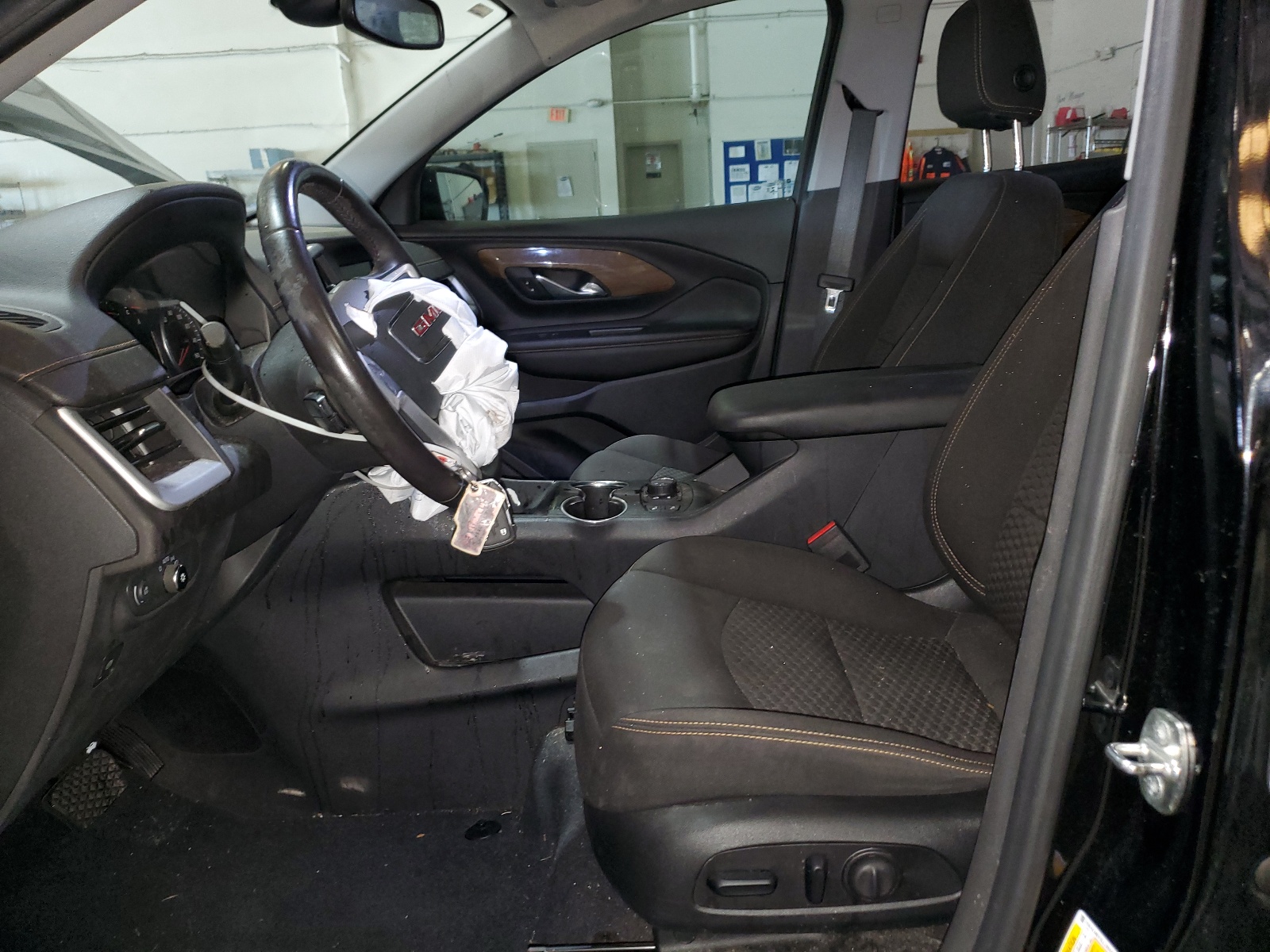 3GKALMEV3LL285537 2020 GMC Terrain Sle