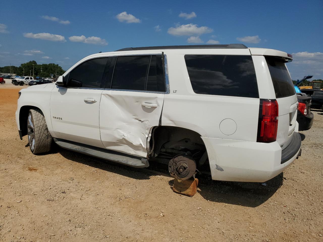 1GNSCBKC4FR148358 2015 CHEVROLET TAHOE - Image 2