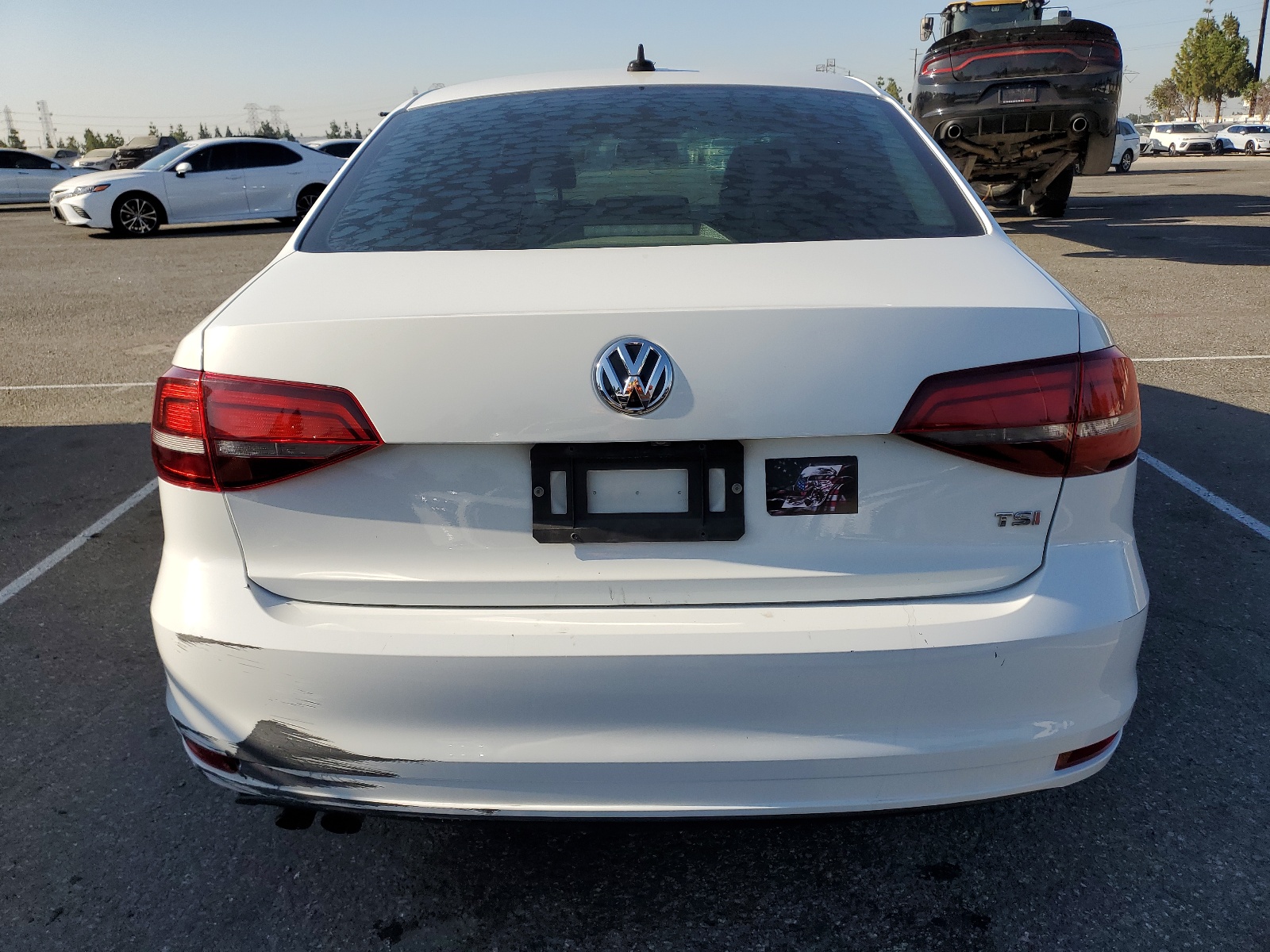 3VWB67AJ8GM275451 2016 Volkswagen Jetta Se