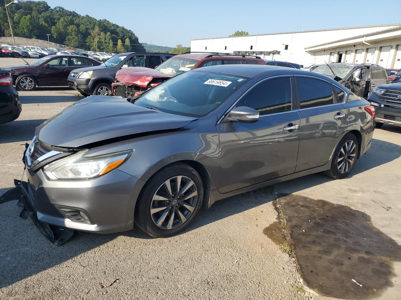 2016 Nissan Altima 2.5 for Sale in Louisville, KY - Front End