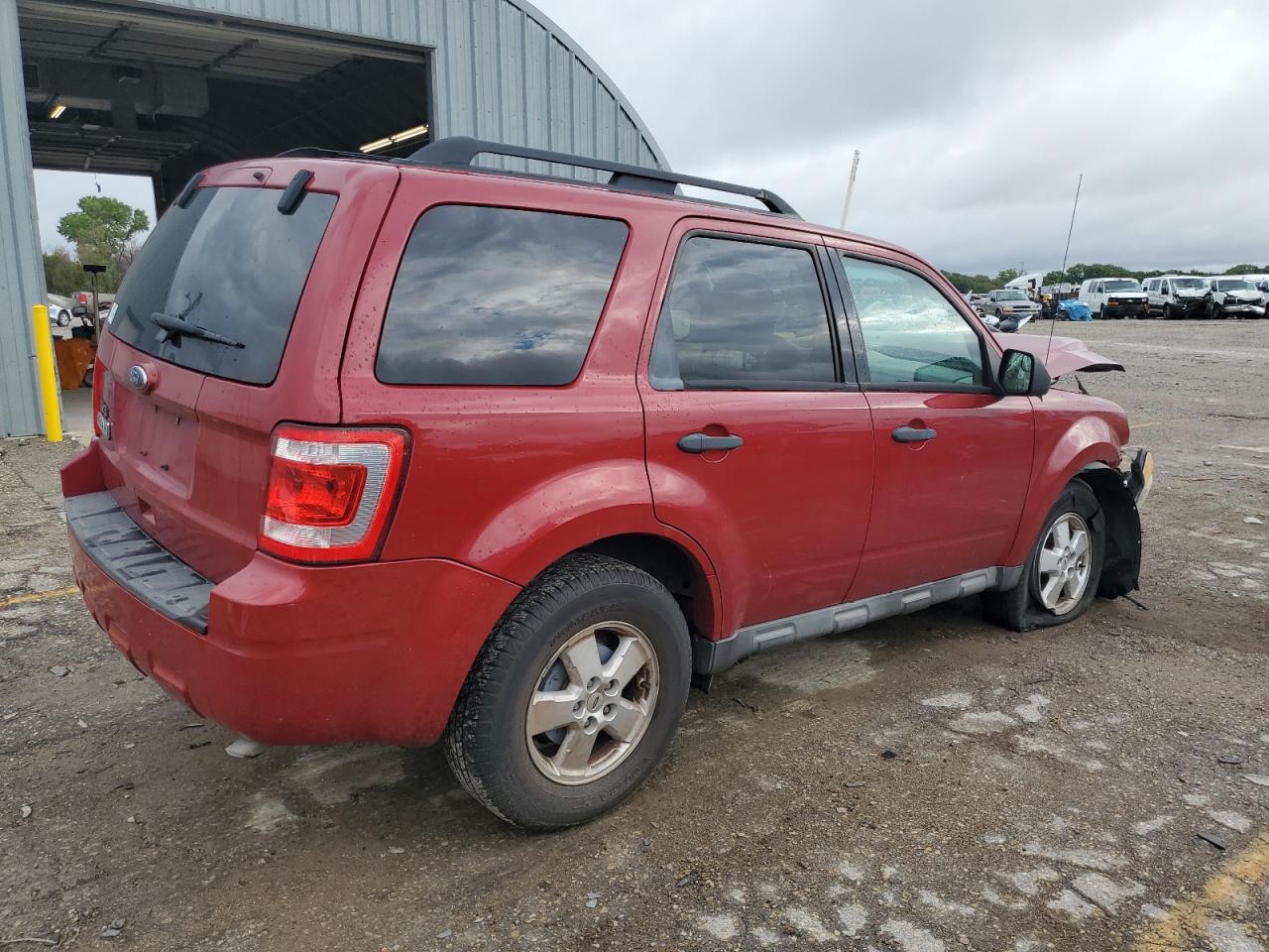 2010 Ford Escape - Image 3