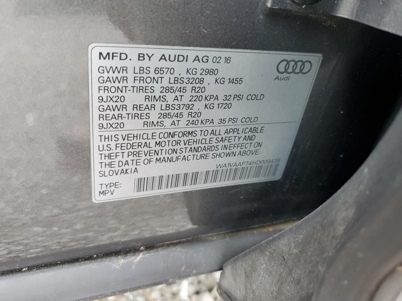 WA1VAAF74HD009439 2017 Audi Q7 Prestige