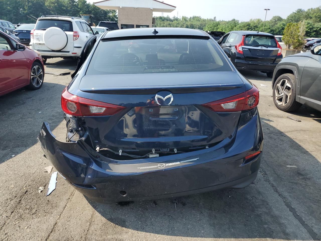 2018 Mazda 3 Touring VIN: 3MZBN1V31JM223498 Lot: 63068534