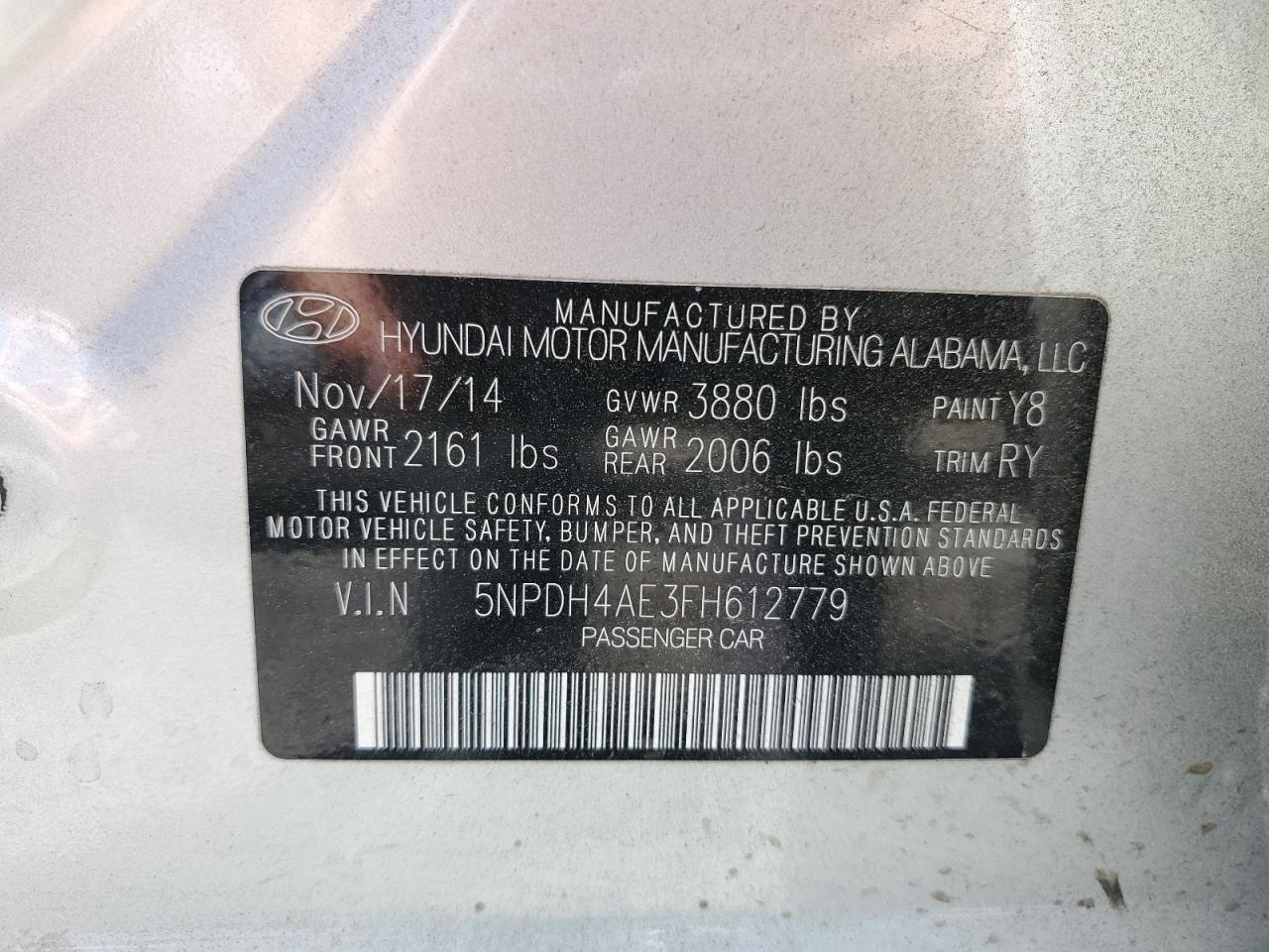 2015 Hyundai Elantra - Image 12