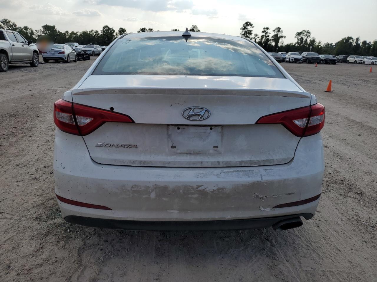 2017 Hyundai Sonata Se VIN: 5NPE24AF2HH520578 Lot: 66250284