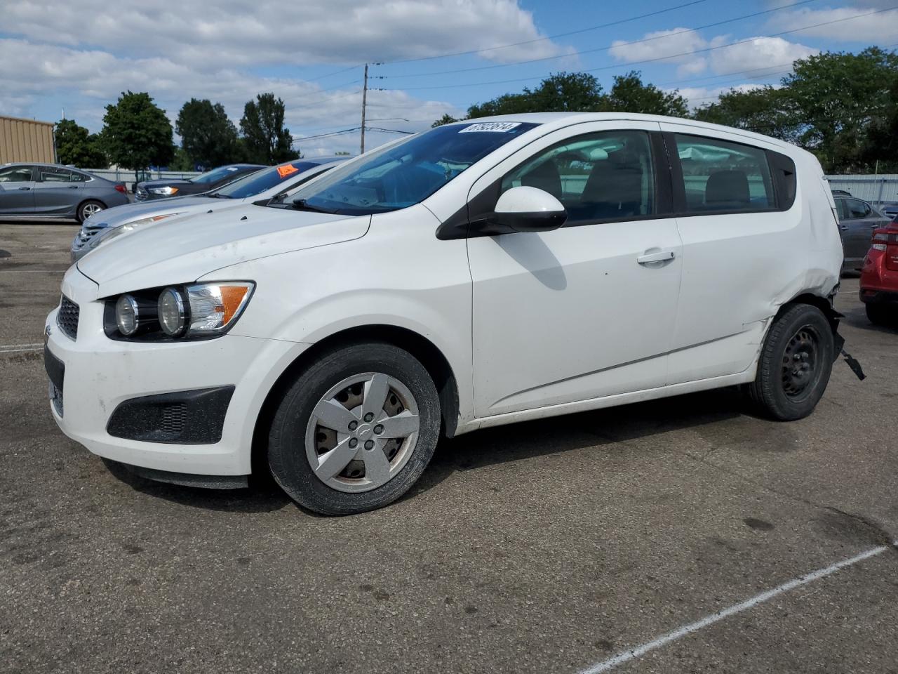 2015 Chevrolet Sonic Ls продається в Moraine, OH - Rear End