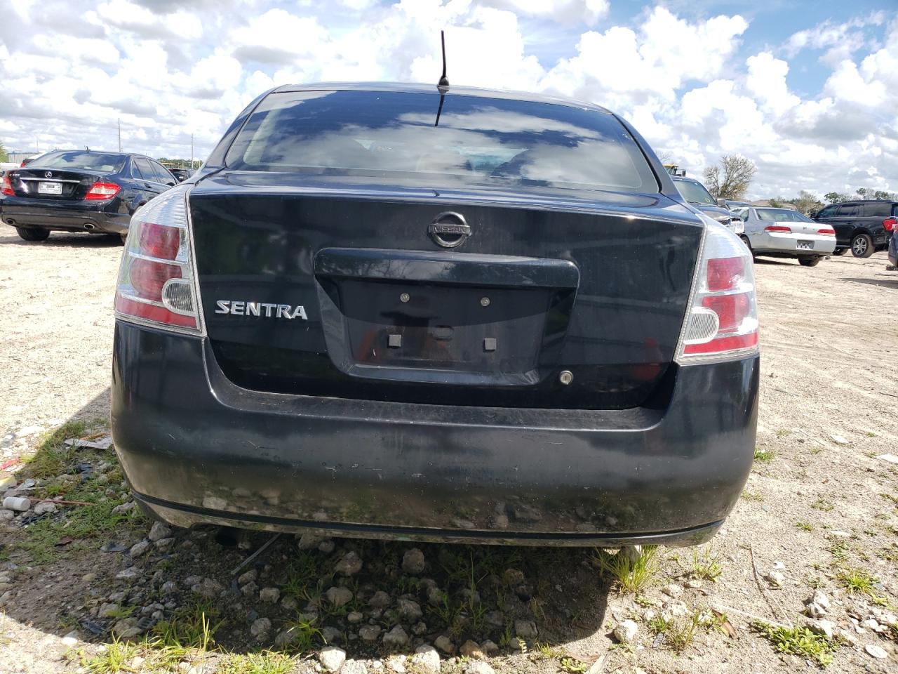 2008 Nissan Sentra 2.0 VIN: 3N1AB61E18L675689 Lot: 68944244