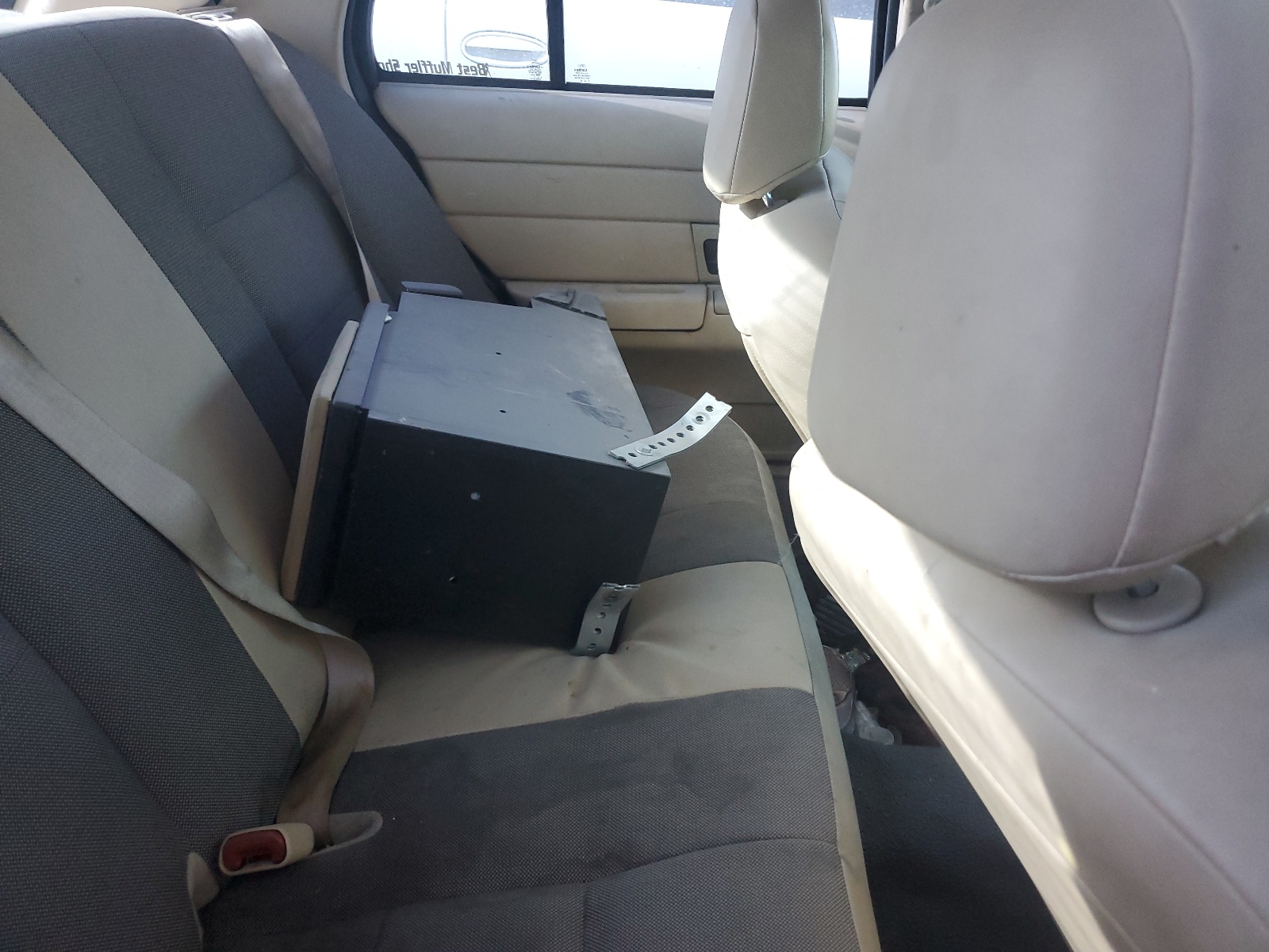 2FABP7BV5AX105213 2010 Ford Crown Victoria Police Interceptor