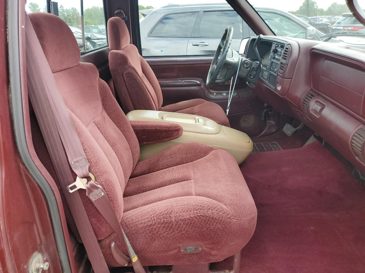 1997 Chevrolet Gmt-400 K1500 VIN: 1GCEK14R6VZ212015 Lot: 68033214