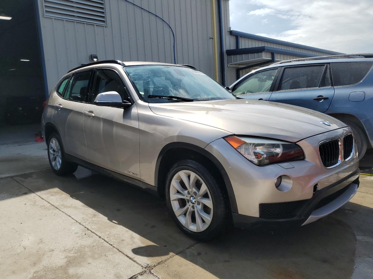 2014 BMW X1 - Image 4