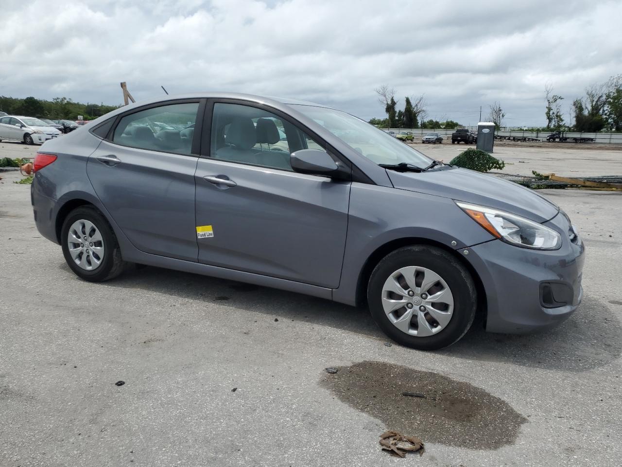 2017 Hyundai Accent - Image 4