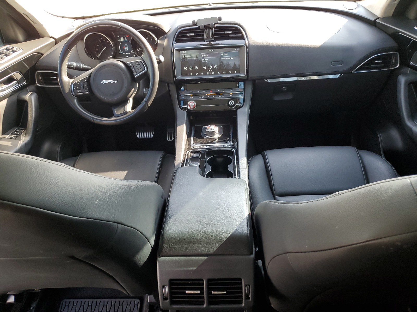 SADCJ2FX8LA641085 2020 Jaguar F-Pace Premium