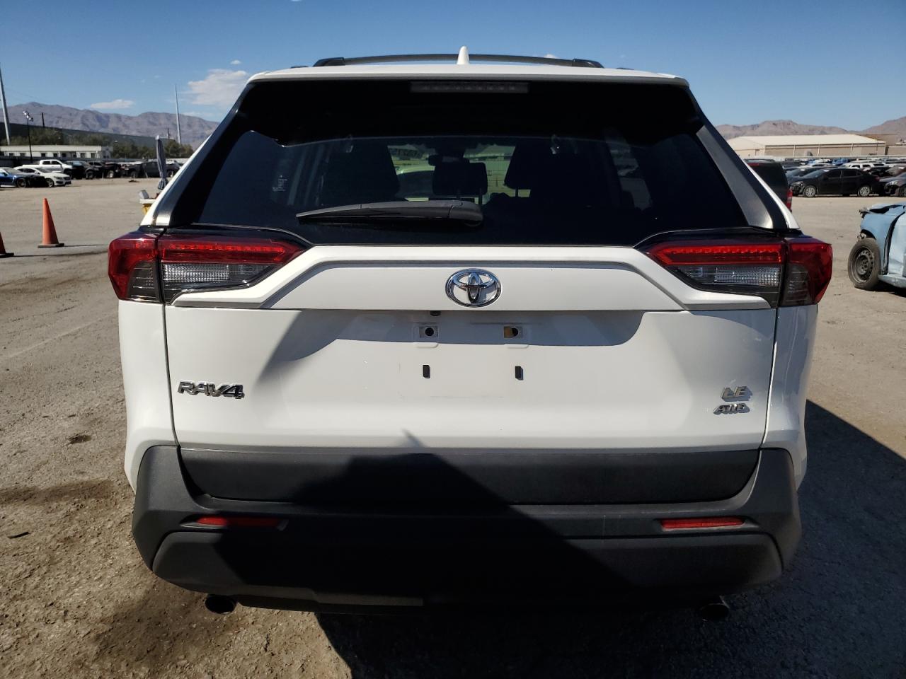 2019 Toyota Rav4 Le VIN: JTMF1RFV0KJ024066 Lot: 68275354