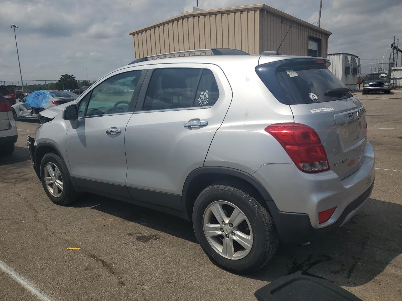 2017 Chevrolet Trax - Image 2