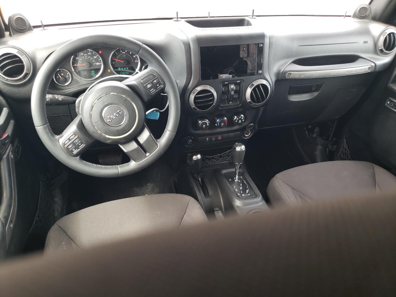 2013 Jeep Wrangler Unlimited Sport VIN: 1C4BJWDG1DL621557 Lot: 69715604