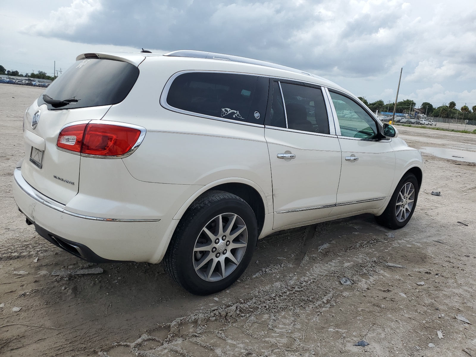 2013 Buick Enclave vin: 5GAKRCKD2DJ223500