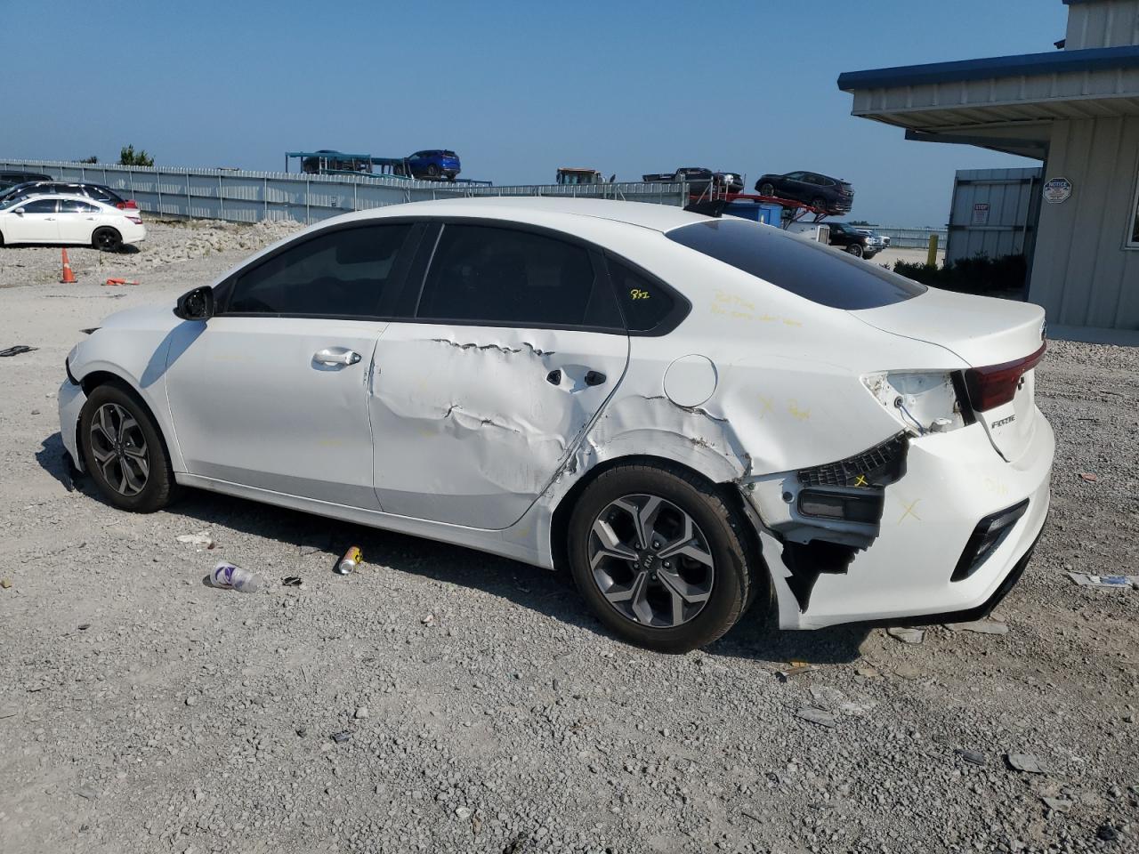 2019 Kia Forte - Image 2