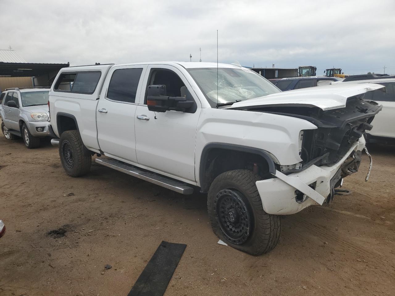 1GT12UE81GF182710 2016 GMC Sierra K2500 Denali