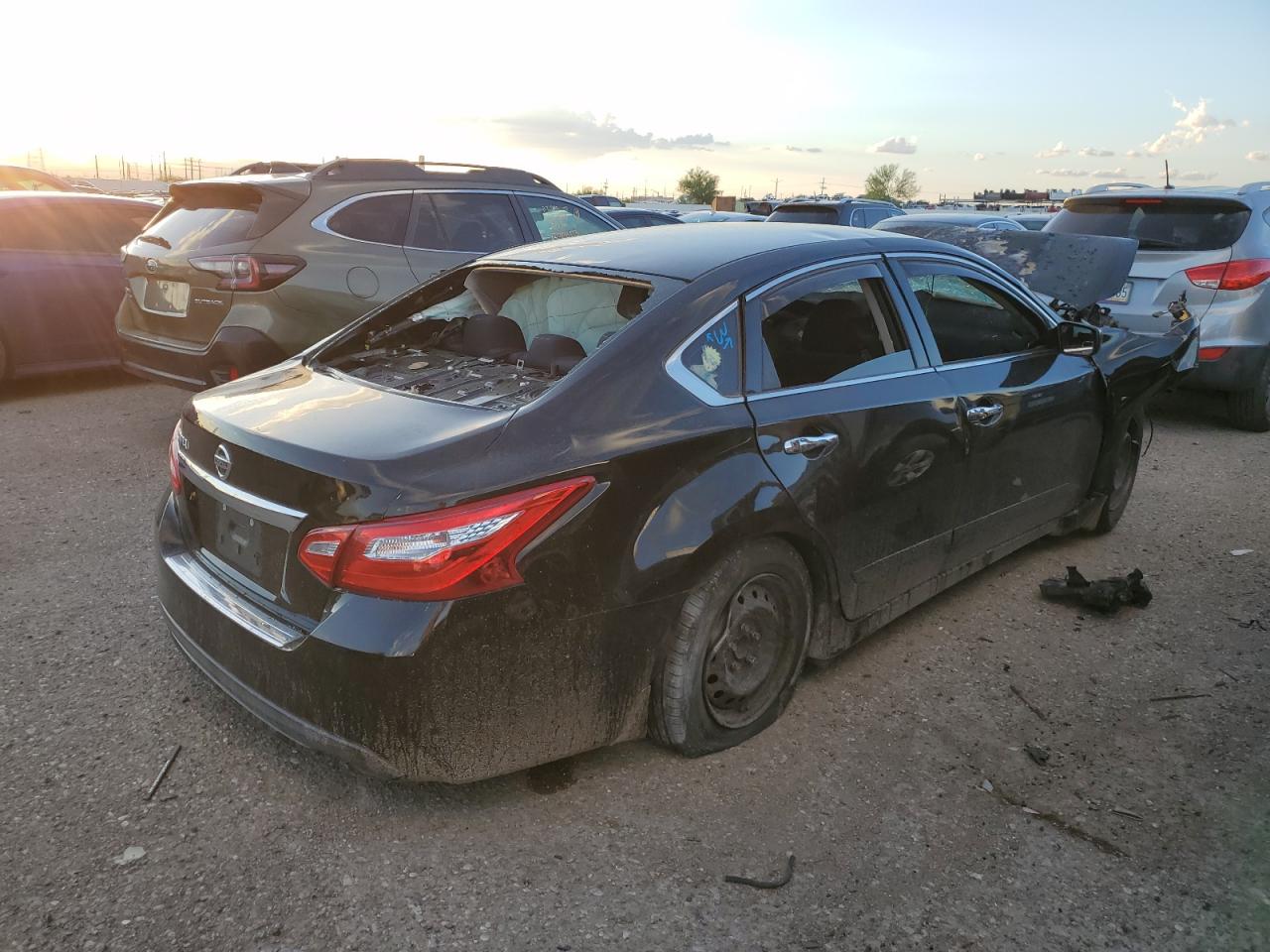 2017 Nissan Altima - Image 3