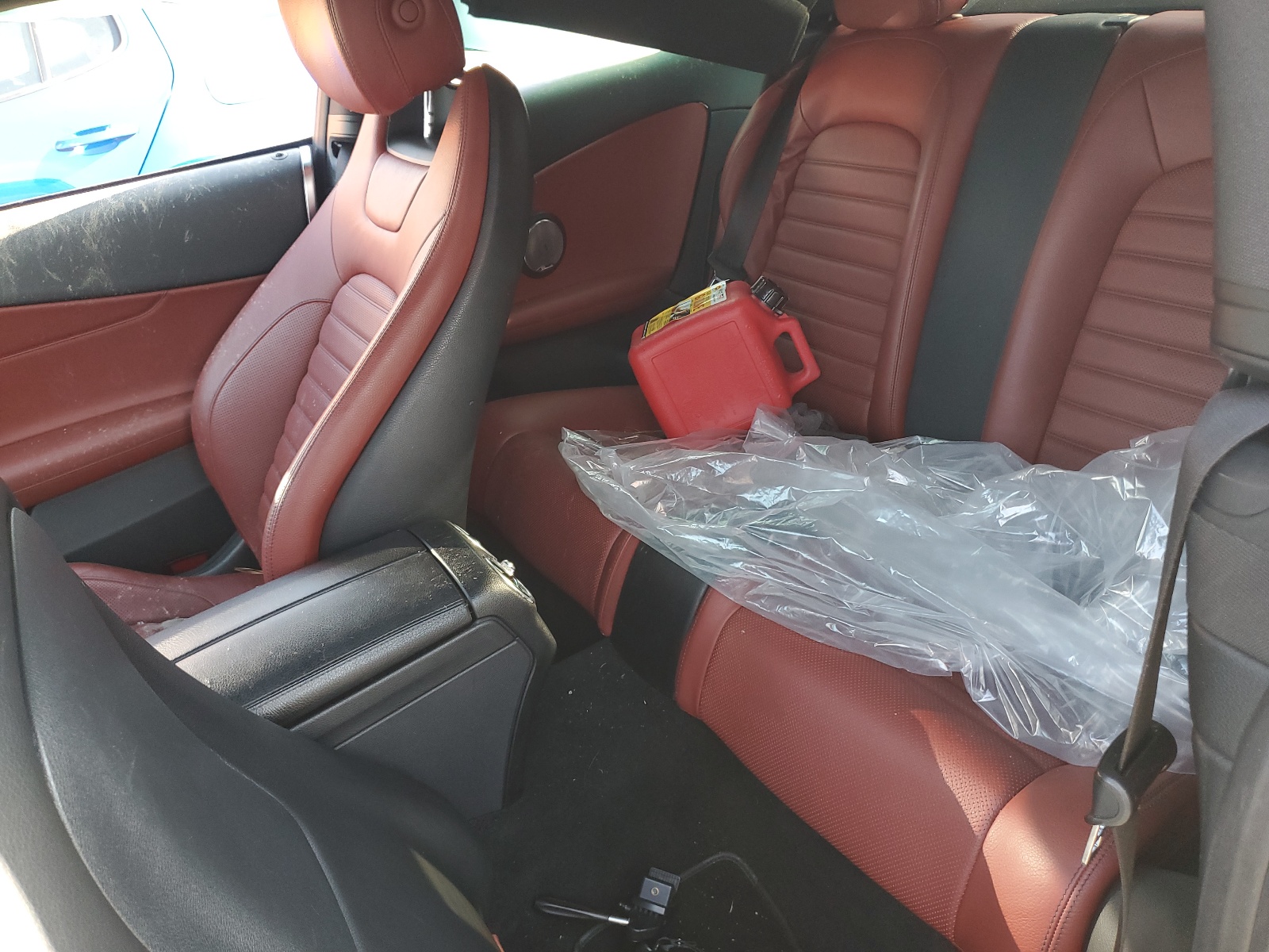 WDDWJ4JB5HF582318 2017 Mercedes-Benz C 300