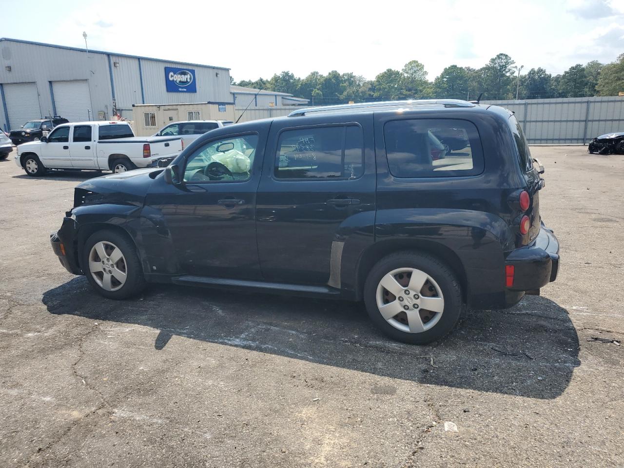 2009 Chevrolet HHR - Image 2