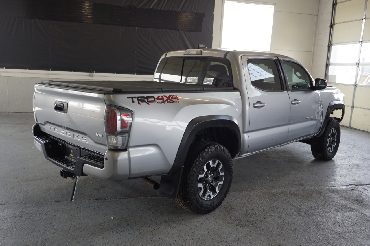 2020 Toyota Tacoma Double Cab vin: 3TMCZ5AN6LM316532