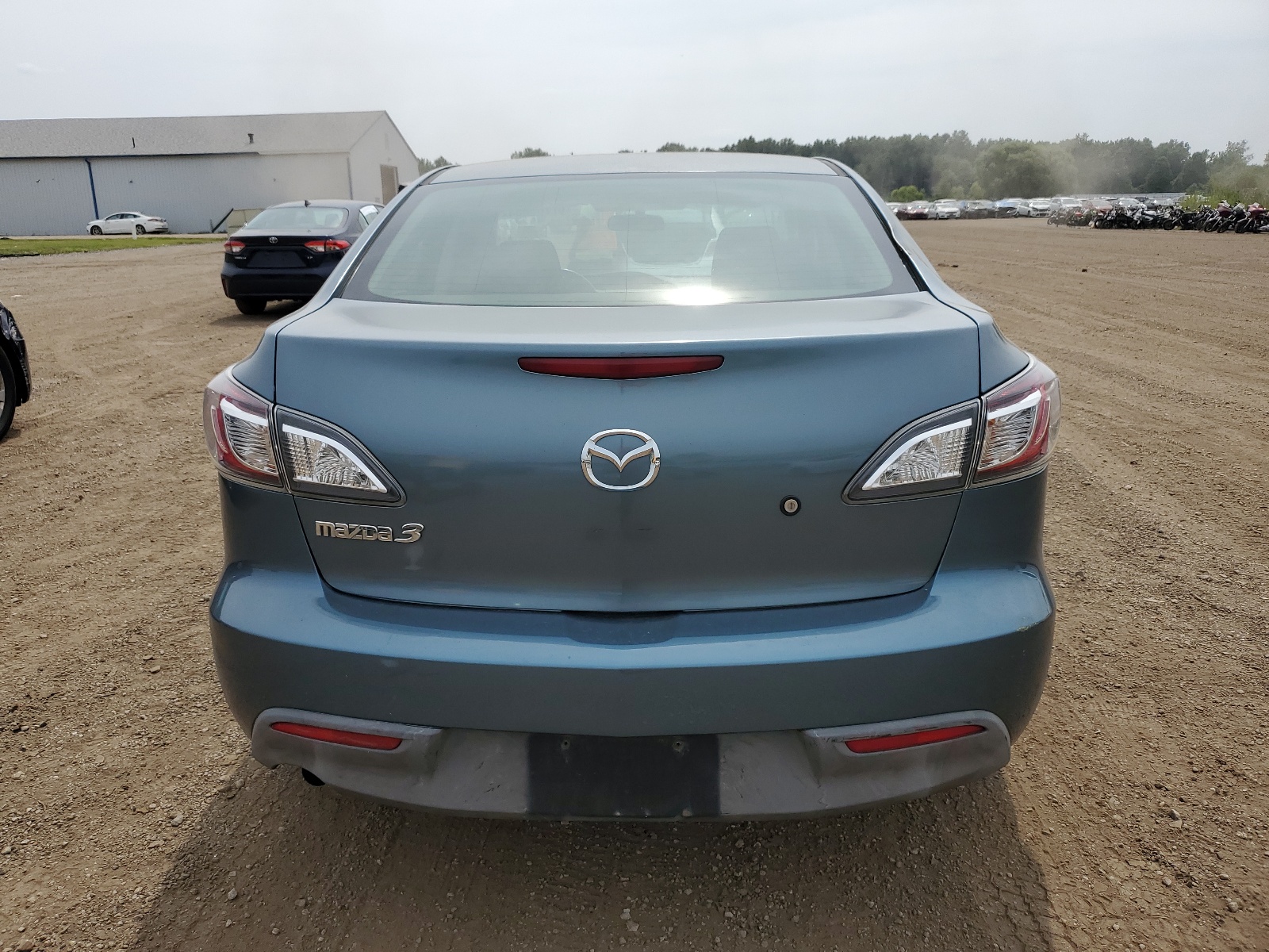 JM1BL1UF9B1452255 2011 Mazda 3 I