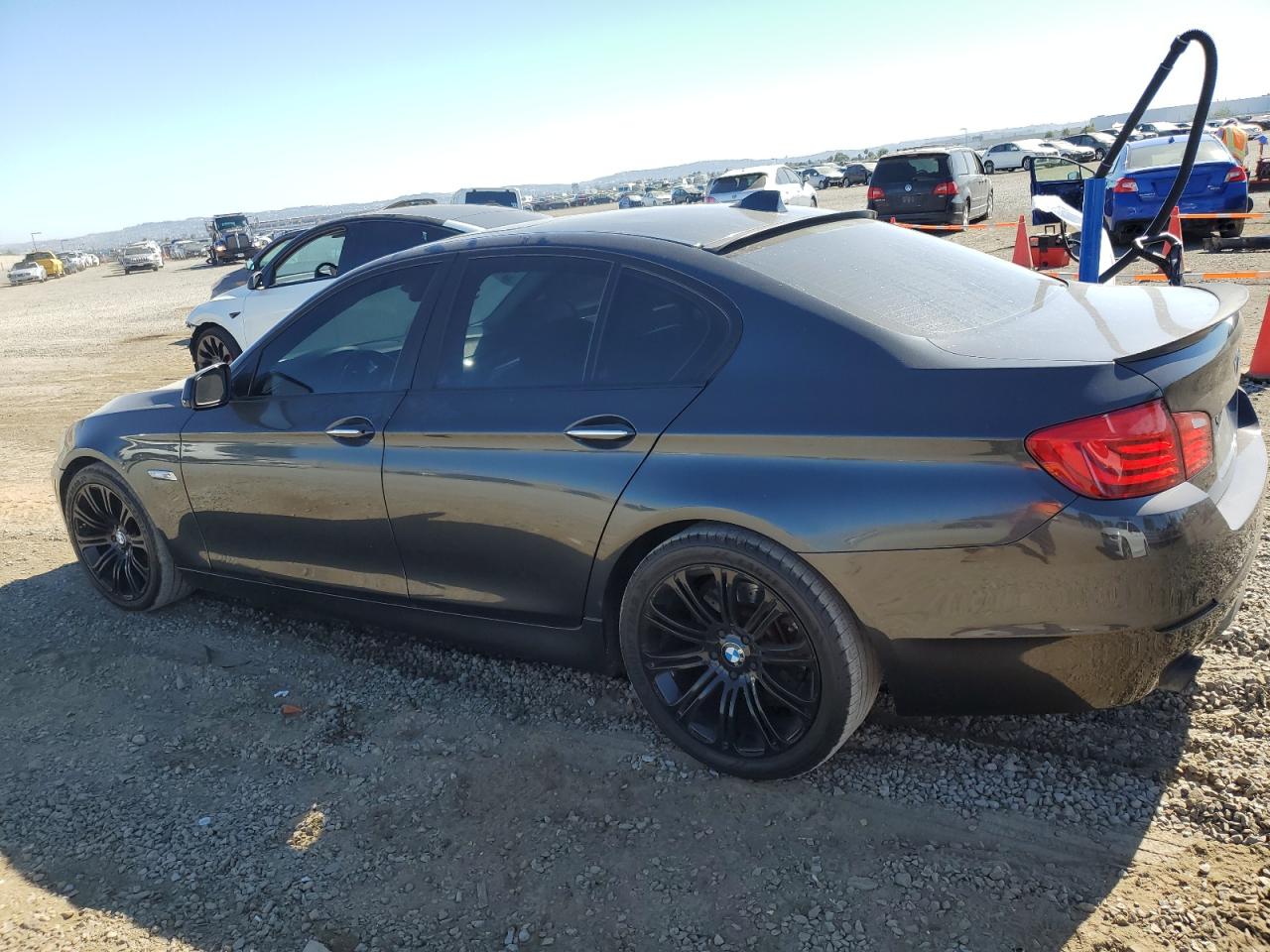 2011 BMW 5er - Image 2