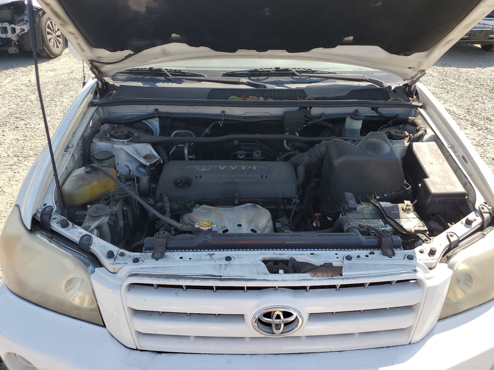 JTEDD21A040087375 2004 Toyota Highlander