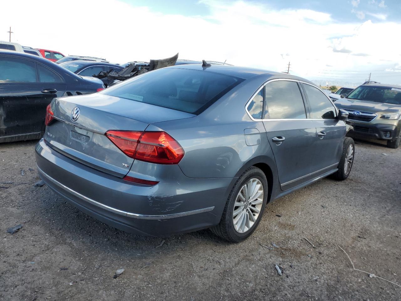 VIN 1VWBT7A3XGC060987 2016 VOLKSWAGEN PASSAT no.3