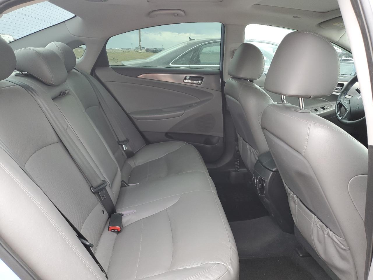 2013 Hyundai Sonata Hybrid VIN: KMHEC4A4XDA097130 Lot: 68377874