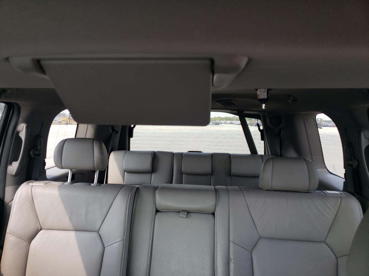 2010 Honda Pilot Touring VIN: 5FNYF3H93AB005315 Lot: 66592554