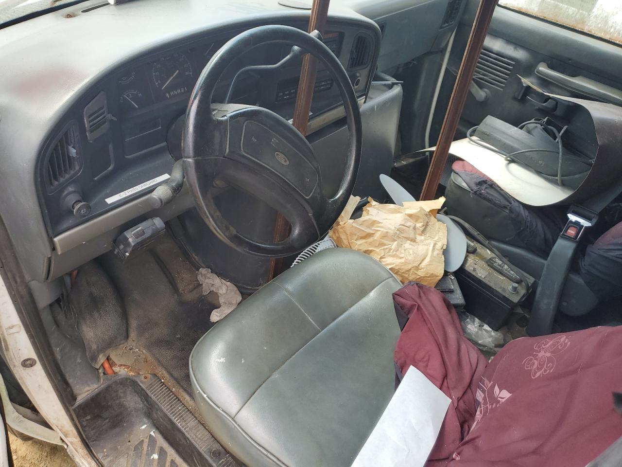 1995 Ford Econoline E350 Cutaway Van VIN: 1FDKE37FXSHA69705 Lot: 68032434