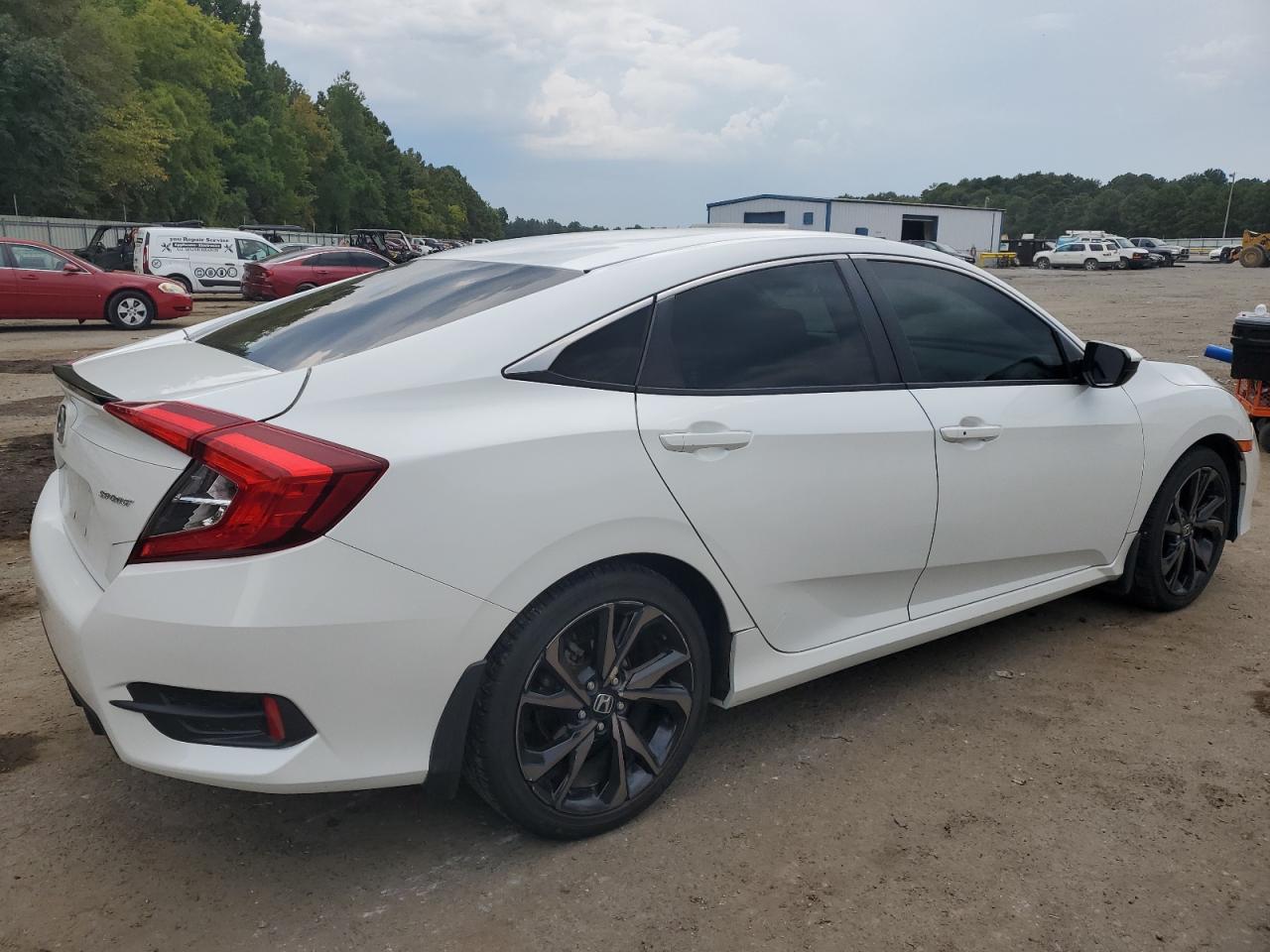 2019 Honda Civic Sport VIN: 19XFC2F8XKE025881 Lot: 69510724