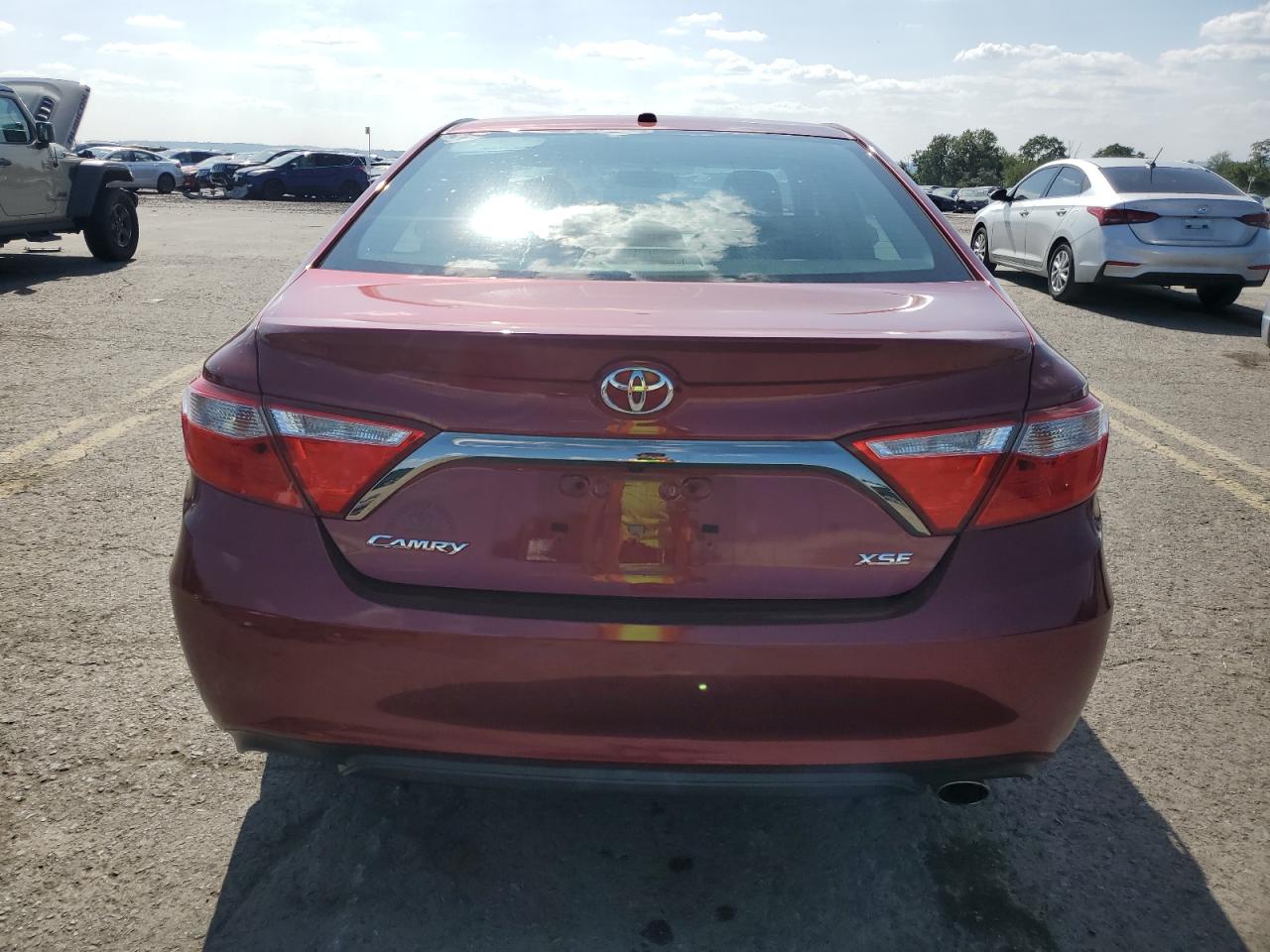 2015 Toyota Camry Le VIN: 4T1BF1FK3FU970993 Lot: 68863204