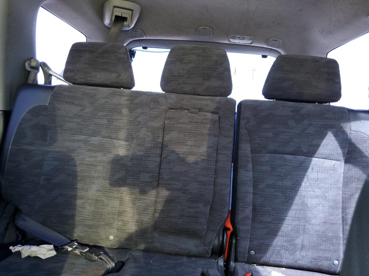 2002 Honda Cr-V Lx VIN: JHLRD68482C013122 Lot: 68542144