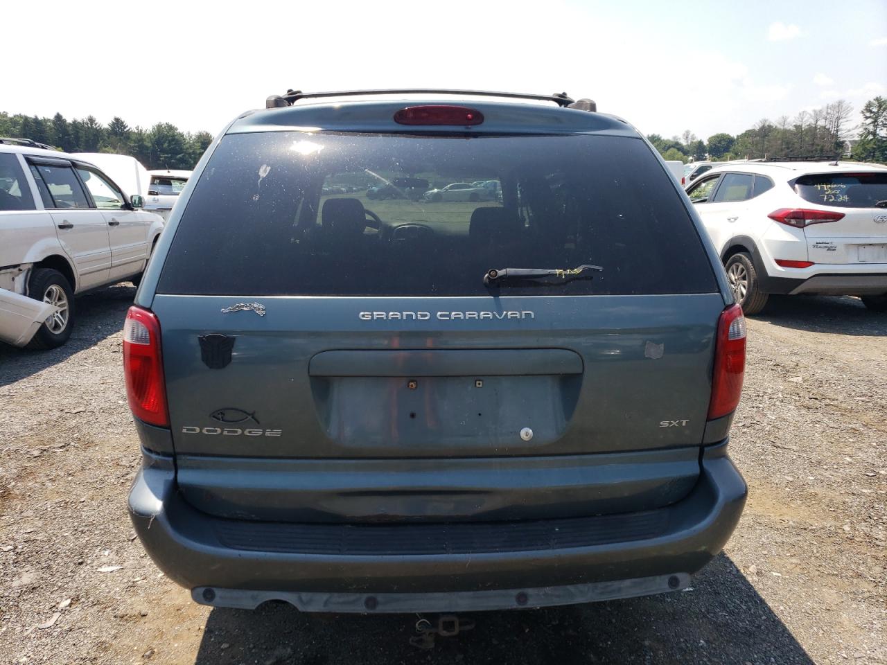 2005 Dodge Grand Caravan Sxt VIN: 2D8GP44L05R375018 Lot: 66087374