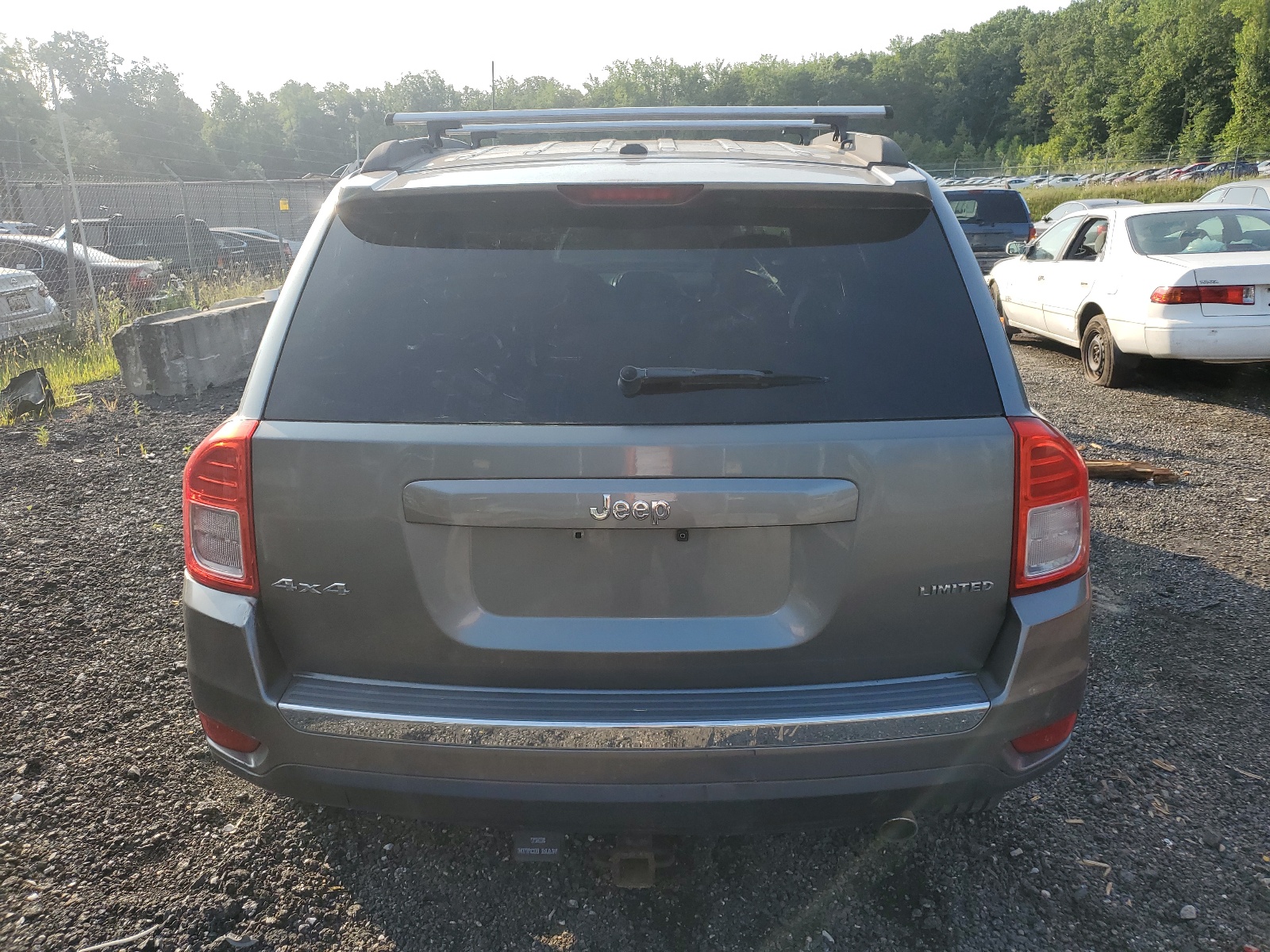 1C4NJDCB1CD588611 2012 Jeep Compass Limited