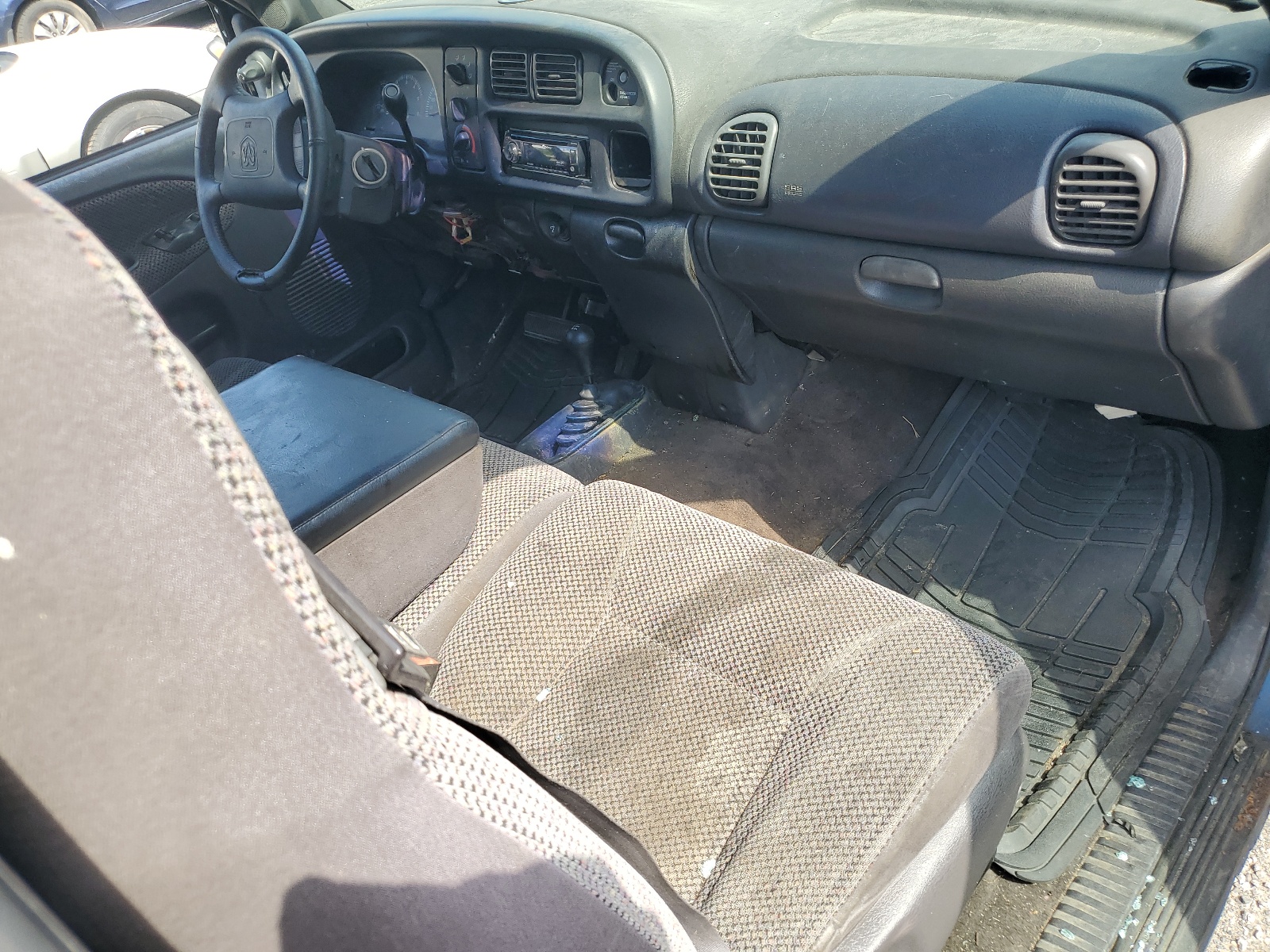 1B7HF13Y9XJ631617 1999 Dodge Ram 1500