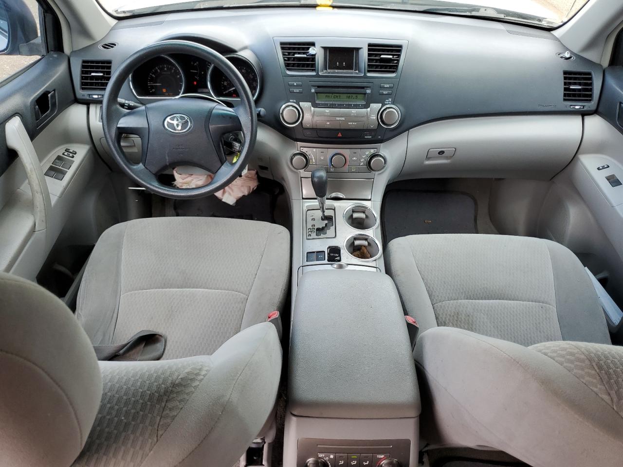 2010 Toyota Highlander - Image 8