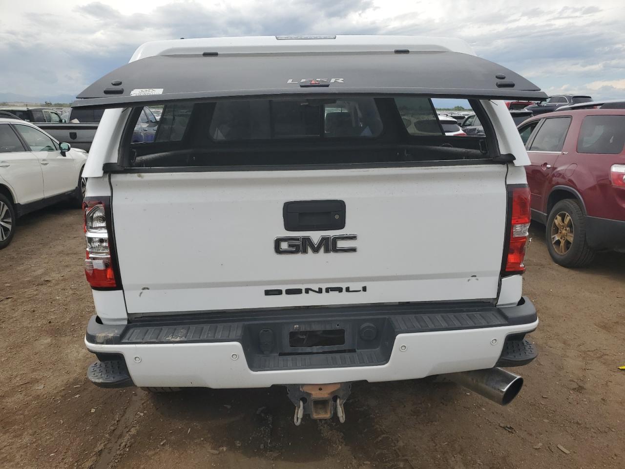 1GT12UE81GF182710 2016 GMC Sierra K2500 Denali