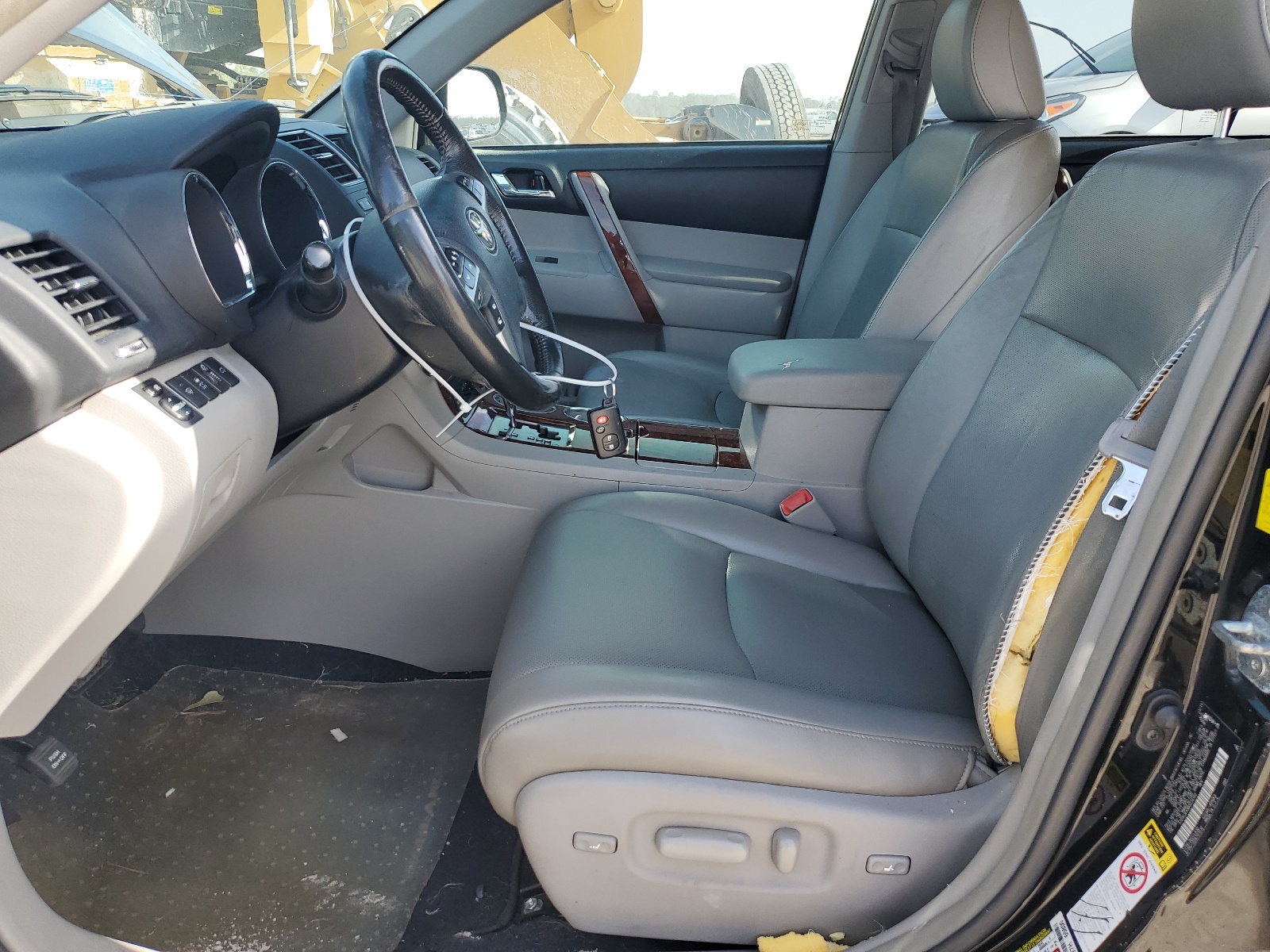 5TDYK3EH9BS034340 2011 Toyota Highlander Limited