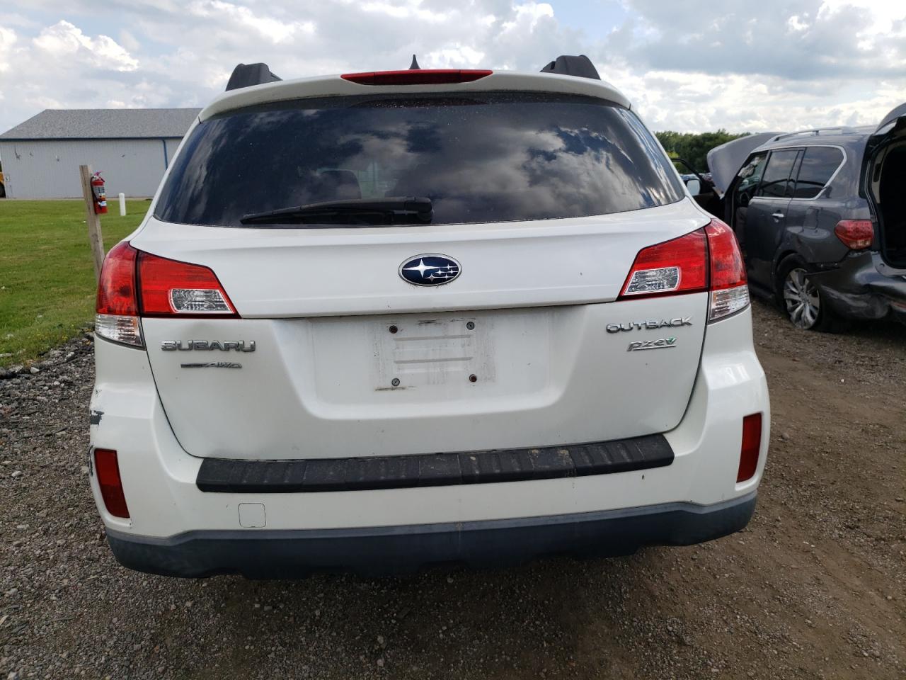 2014 Subaru Outback - Image 6