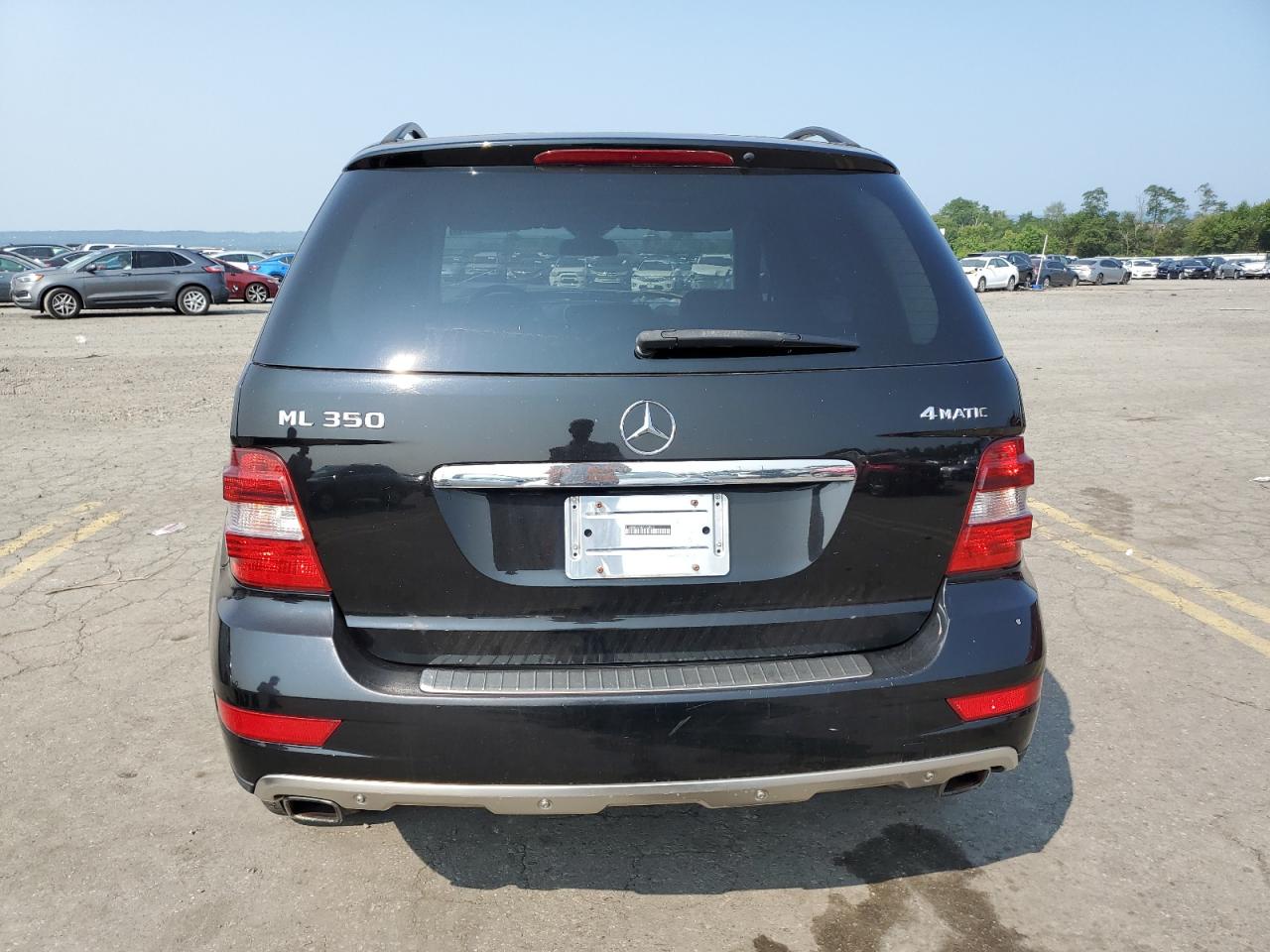 4JGBB8GBXBA653002 2011 Mercedes-Benz Ml 350 4Matic