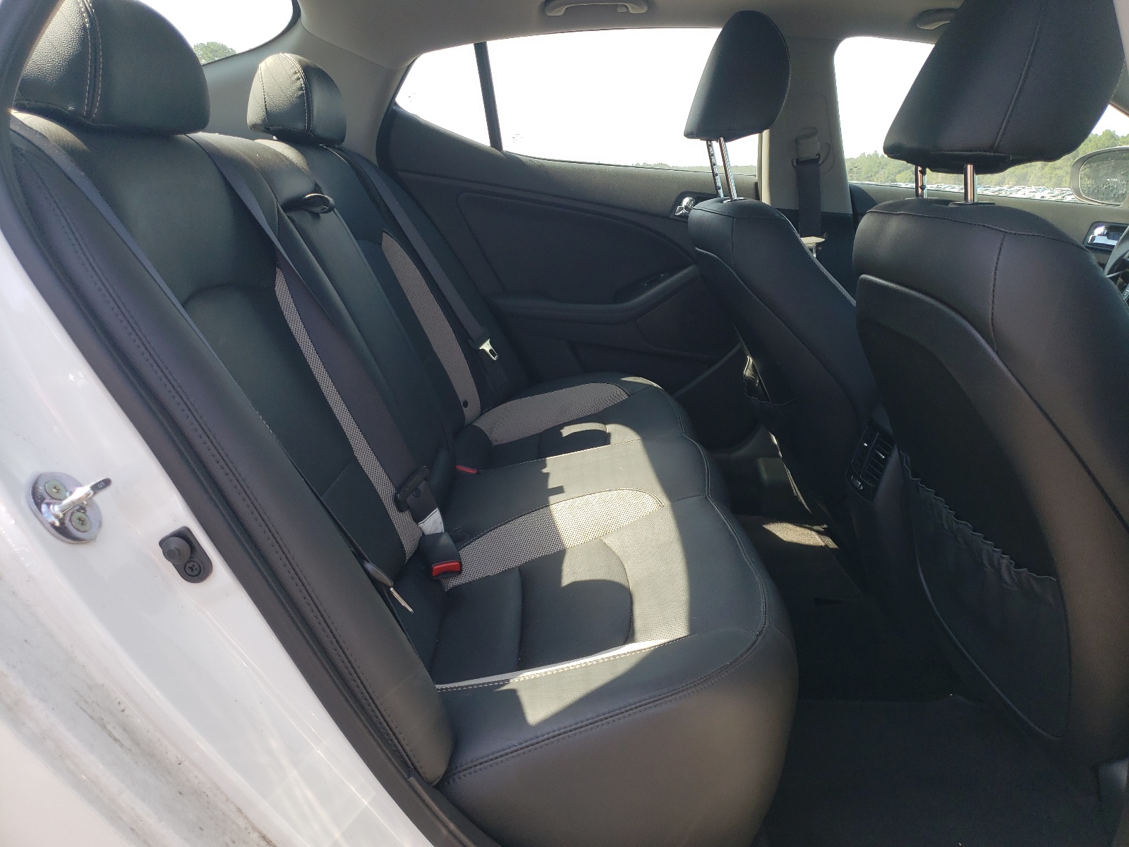 5XXGR4A68CG031840 2012 Kia Optima Sx