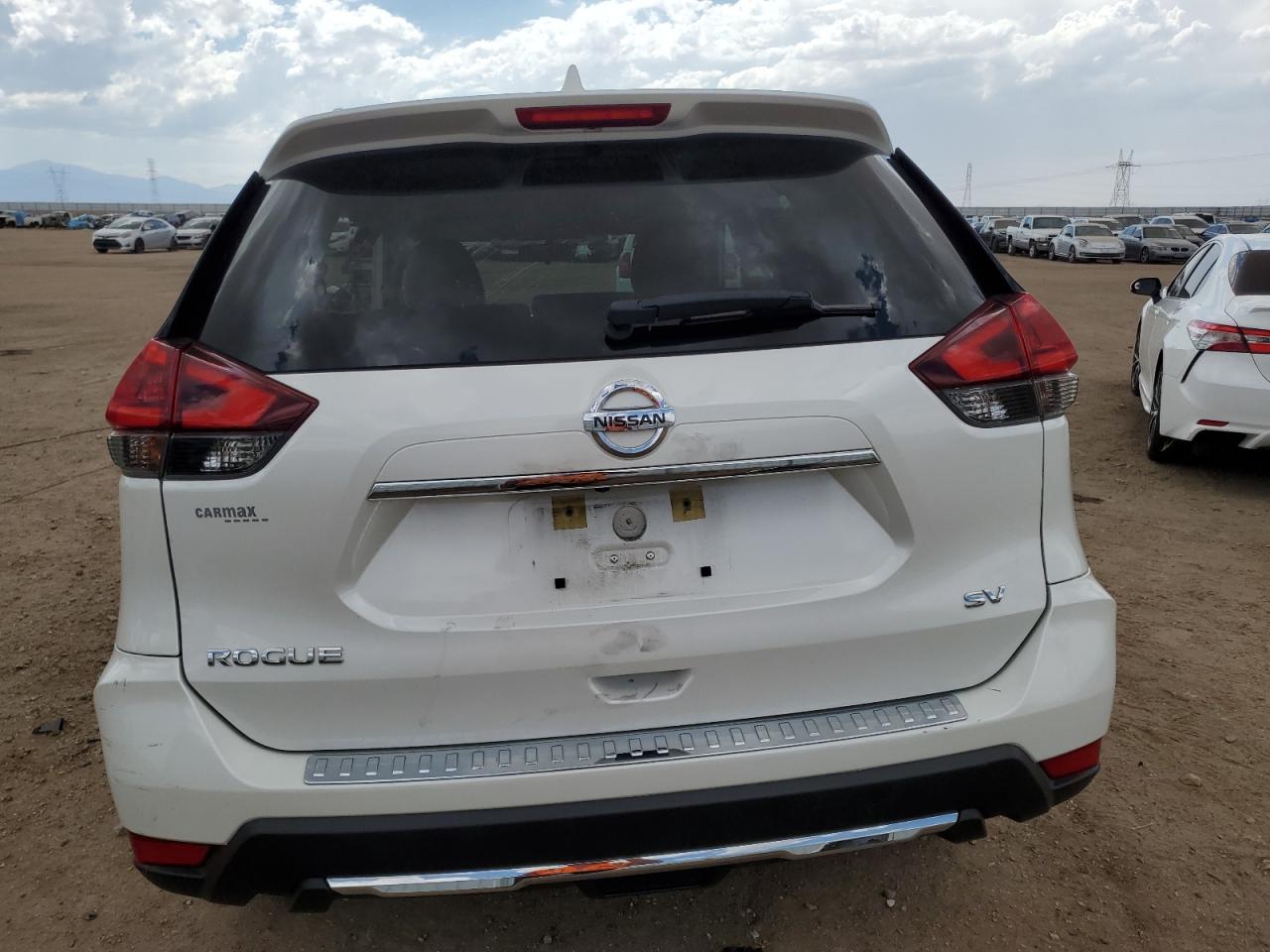 2018 Nissan Rogue S VIN: KNMAT2MT2JP529633 Lot: 65856664